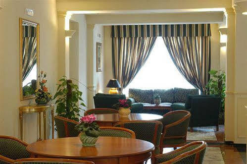 Hotel Azzolini Villagrazia Di Carini ร้านอาหาร รูปภาพ
